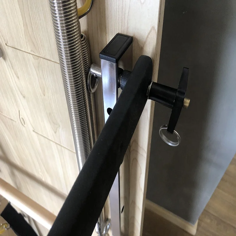 Queenlife pilates Custom Logo  - Pilates Yoga Logo recensie en prijs